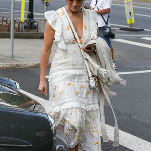 Free nude Celebrity Jennifer Lopez 034 pic
