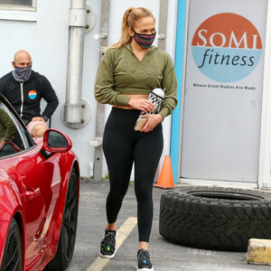 Jennifer Lopez Wears Custom Leggings on Way to Gym in Miami (43 Photos) – Leaked Nudes