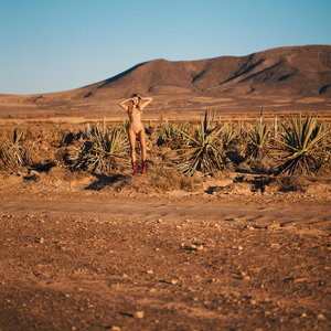 Hot Naked Celeb Jessica Witmann 002 pic