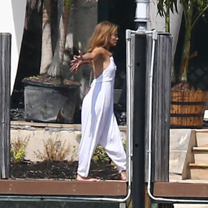 Naked Celebrity Pic Jennifer Lopez 011 pic