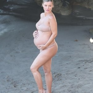 Nude Celeb Pic Joanna Krupa 009 pic
