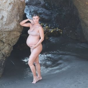 Celebrity Leaked Nude Photo Joanna Krupa 012 pic