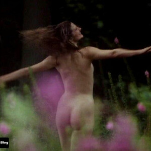 Hot Naked Celeb Joely Richardson 101 pic
