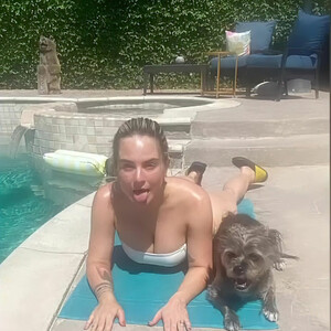 Newest Celebrity Nude JoJo Levesque 013 pic