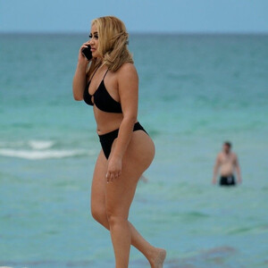 Nude Celeb Pic Jojo Zarur 014 pic