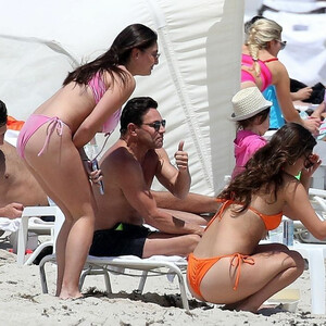Jordan Belfort Relaxes on the Beach on Easter Sunday in Miami (20 Photos) – Leaked Nudes