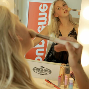 Real Celebrity Nude Jordyn Jones 004 pic