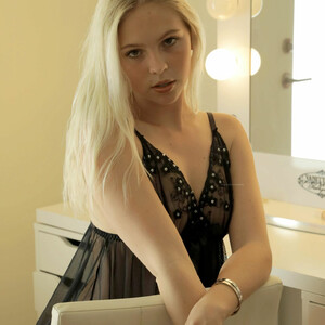 Newest Celebrity Nude Jordyn Jones 006 pic