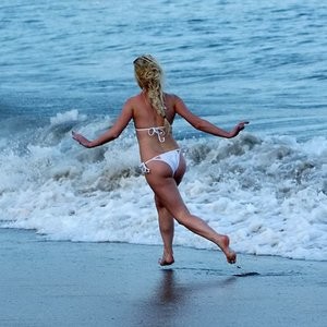 Jorgie Porter in a Bikini (19 Photos) - Leaked Nudes