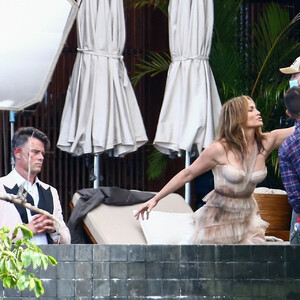 Newest Celebrity Nude Jennifer Lopez 032 pic