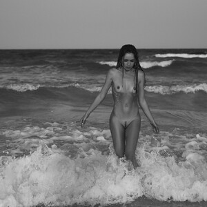 Hot Naked Celeb Juliane Seyfarth 004 pic