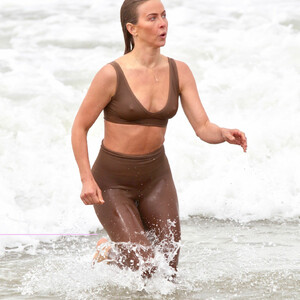 Naked Celebrity Julianne Hough 006 pic