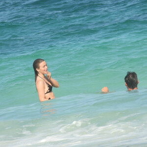 Naked celebrity picture Julianne Hough 045 pic