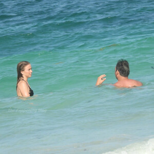 Naked celebrity picture Julianne Hough 051 pic