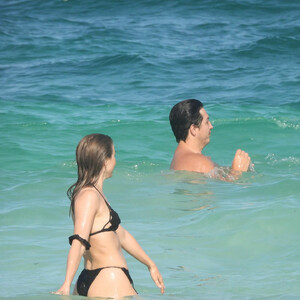 Celebrity Naked Julianne Hough 072 pic