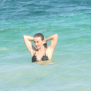 Celeb Naked Julianne Hough 085 pic