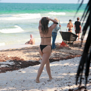 Naked Celebrity Pic Julianne Hough 087 pic