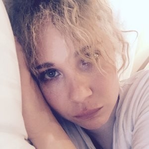 Hot Naked Celeb Juno Temple 017 pic