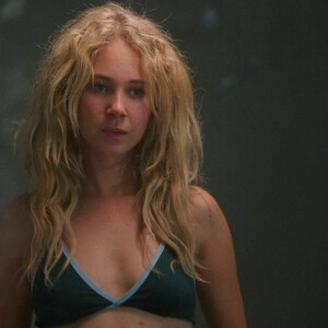 Famous Nude Juno Temple 125 pic