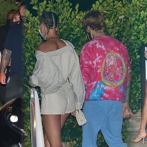 Justin and Hailey Bieber Exit Nobu After a Dinner Date (21 Photos) - Leaked Nudes