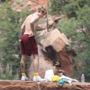 Justin Bieber & Hailey Baldwin Go Swimming in a Creek (103 Photos) - Leaked Nudes