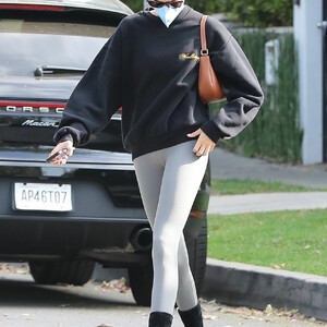 Free nude Celebrity Kaia Gerber 030 pic