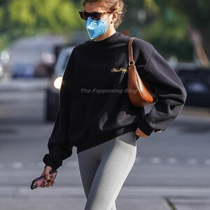 Nude Celeb Pic Kaia Gerber 032 pic