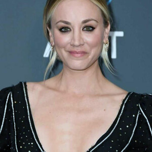 Celebrity Naked Kaley Cuoco 018 pic