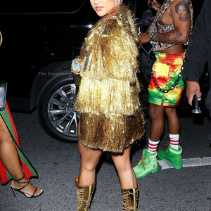 Naked celebrity picture Karrueche Tran 010 pic