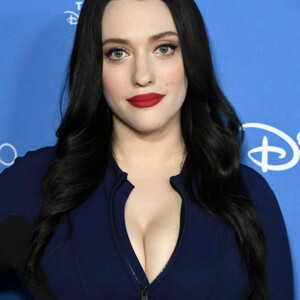 Nude Celeb Pic Kat Dennings 051 pic