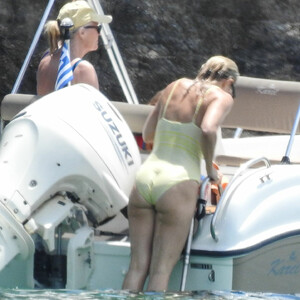 Real Celebrity Nude Kate Hudson 036 pic