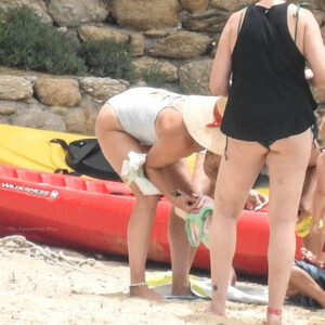 celeb nude Kate Hudson 013 pic