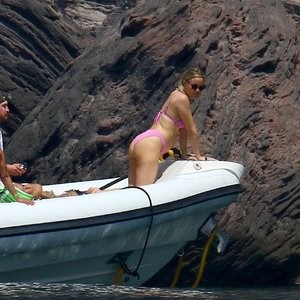 Kate Hudson Sexy (19 Photos) - Leaked Nudes