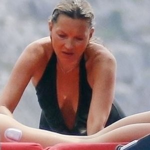 Real Celebrity Nude Kate Moss 045 pic