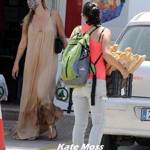 Leaked Celebrity Pic Kate Moss 005 pic