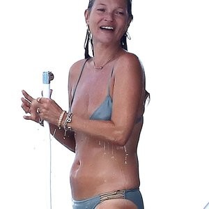 Celebrity Leaked Nude Photo Kate Moss 047 pic