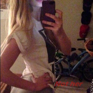 Hot Naked Celeb Kate Upton 043 pic