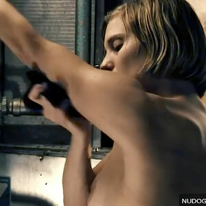 Free nude Celebrity Katee Sackhoff 007 pic