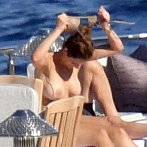 nude celebrities Katharine McPhee 034 pic