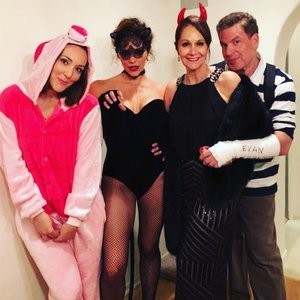 Katharine McPhee Sexy (15 Photos + Gifs) – Leaked Nudes