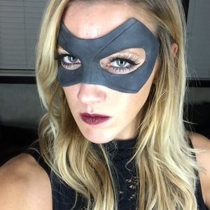 Katie Cassidy (21 Private Photos & 2 Videos) - Leaked Nudes