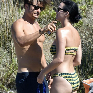 Nude Celebrity Picture Katy Perry 143 pic