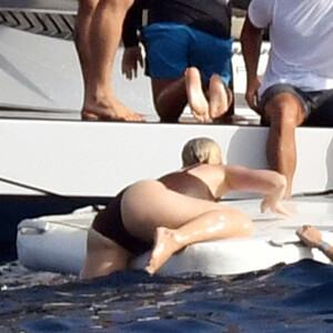 Real Celebrity Nude Katy Perry 055 pic