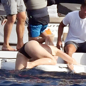 Naked celebrity picture Katy Perry 056 pic