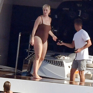 Newest Celebrity Nude Katy Perry 074 pic