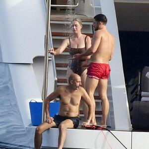 Naked Celebrity Katy Perry 076 pic