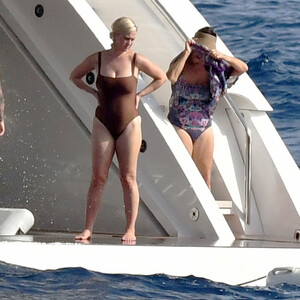 Celeb Nude Katy Perry 084 pic