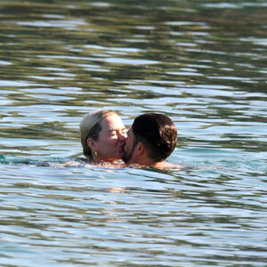 Celeb Nude Katy Perry 027 pic