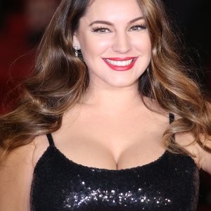 Newest Celebrity Nude Kelly Brook 007 pic