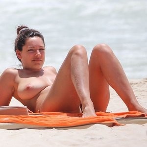 Celebrity Leaked Nude Photo Kelly Brook 007 pic